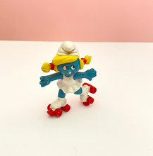 Vintage ROLLERSKATING Smurfette
