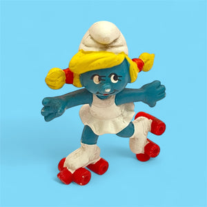 Vintage ROLLERSKATING Smurfette