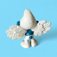 Vintage FLYING Smurf