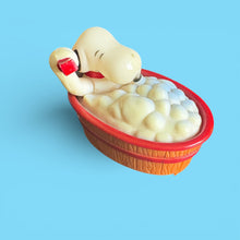 Snoopy Aviva Vintage Bath push toy