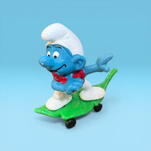 Vintage Skateboarding Super Smurf 40204