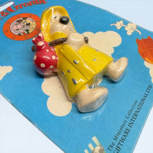 Vintage Gromit In Raincoat Fridge Magnet