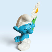 Vintage Courting Smurf 20076