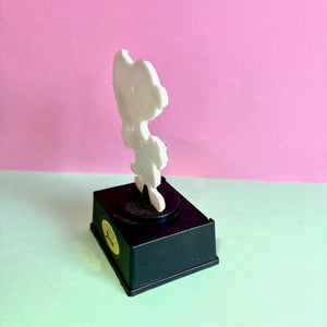 Vintage Snoopy I Love You Statue Trophy