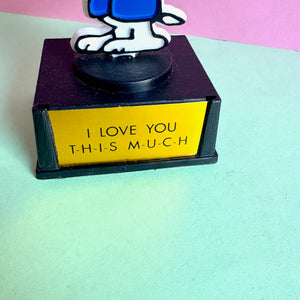 Vintage Snoopy I Love You Statue Trophy