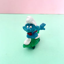 Vintage Skateboarding Super Smurf 40204