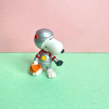 Snoopy Vintage Vinyl Figure -Astronaut