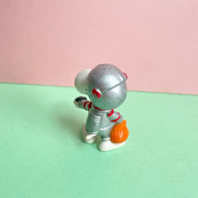 Snoopy Vintage Vinyl Figure -Astronaut