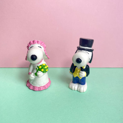 Vintage Snoopy And Belle Wedding Cake Toppers