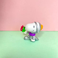 Snoopy Knight Proposing Vintage Vinyl Figure