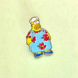 Homer in A MuuMuu Pin Badge