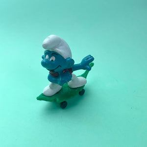 Vintage Skateboarding Super Smurf 40204