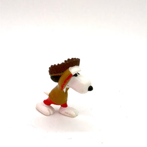 c1980s collectable  PVC vinyl Peanuts figure of Snoopy as Native American in head dress    