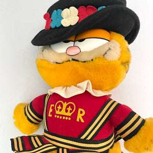 Vintage Garfield Plush Beefeater Yeoman