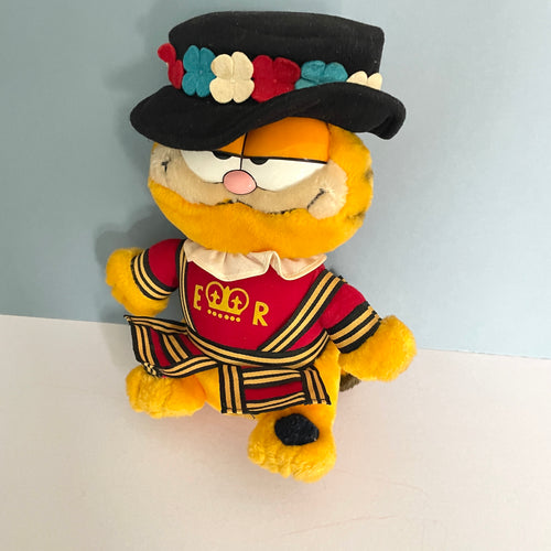 Vintage Garfield Plush Beefeater Yeoman